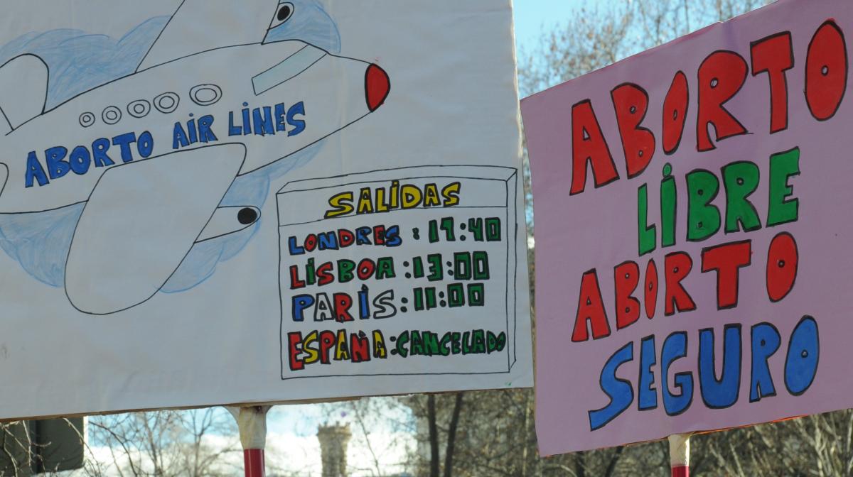 Pancartas reivindicativas del aborto seguro